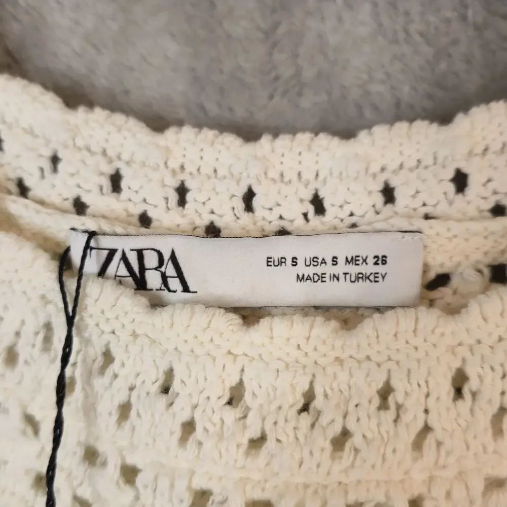 ZARA Eyelet Crochet Long Sleeve Top Size Small Boho Cottagecore Festival NWT